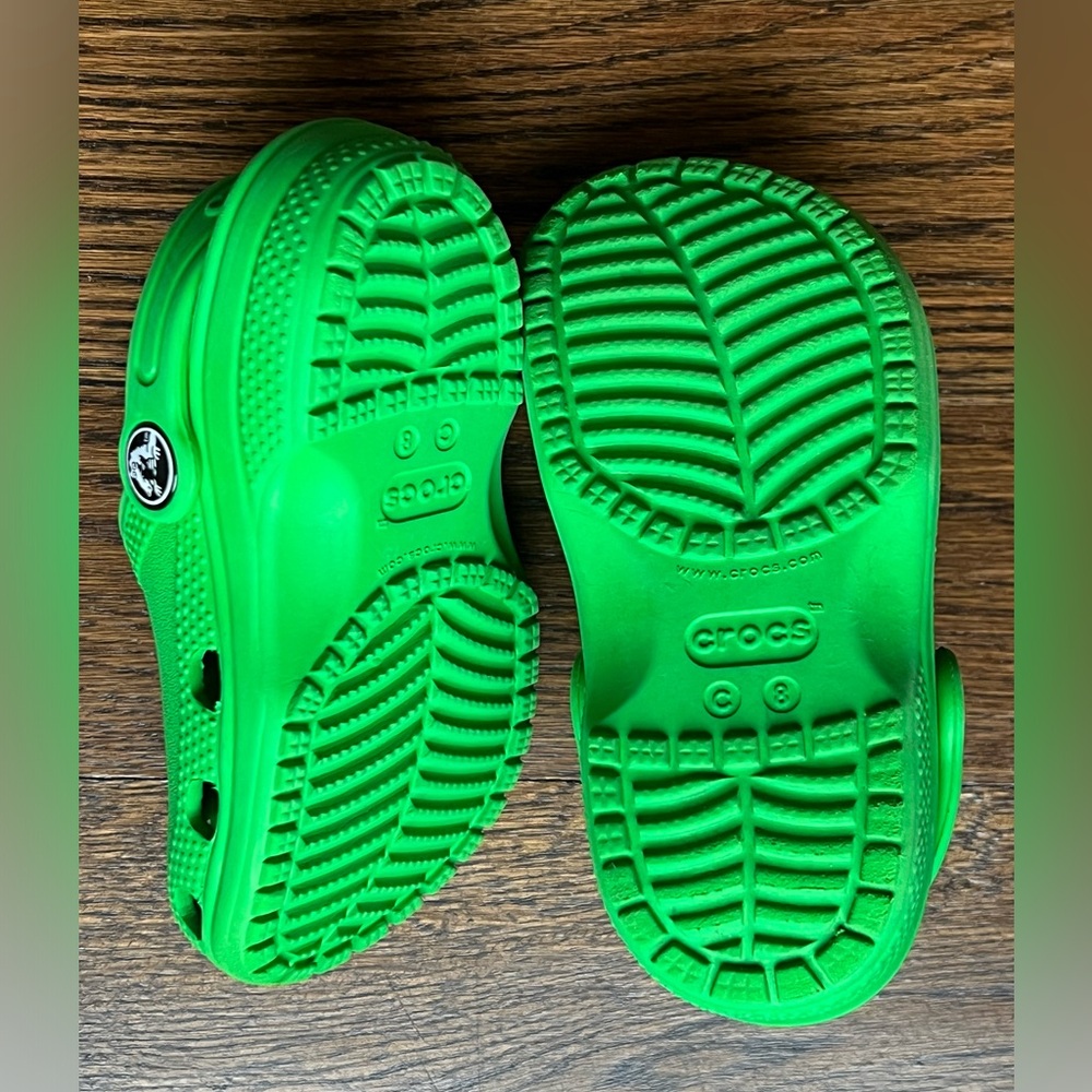 Crocs - Picture 2 of 4